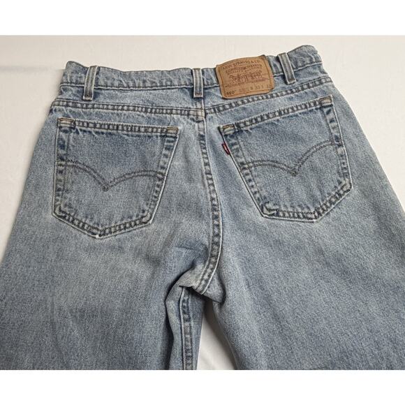 Vintage Levi’s 550 Relaxed Fit Tapered Leg Jeans 33X32 Blue Light Wash 2000s - Picture 3 of 13